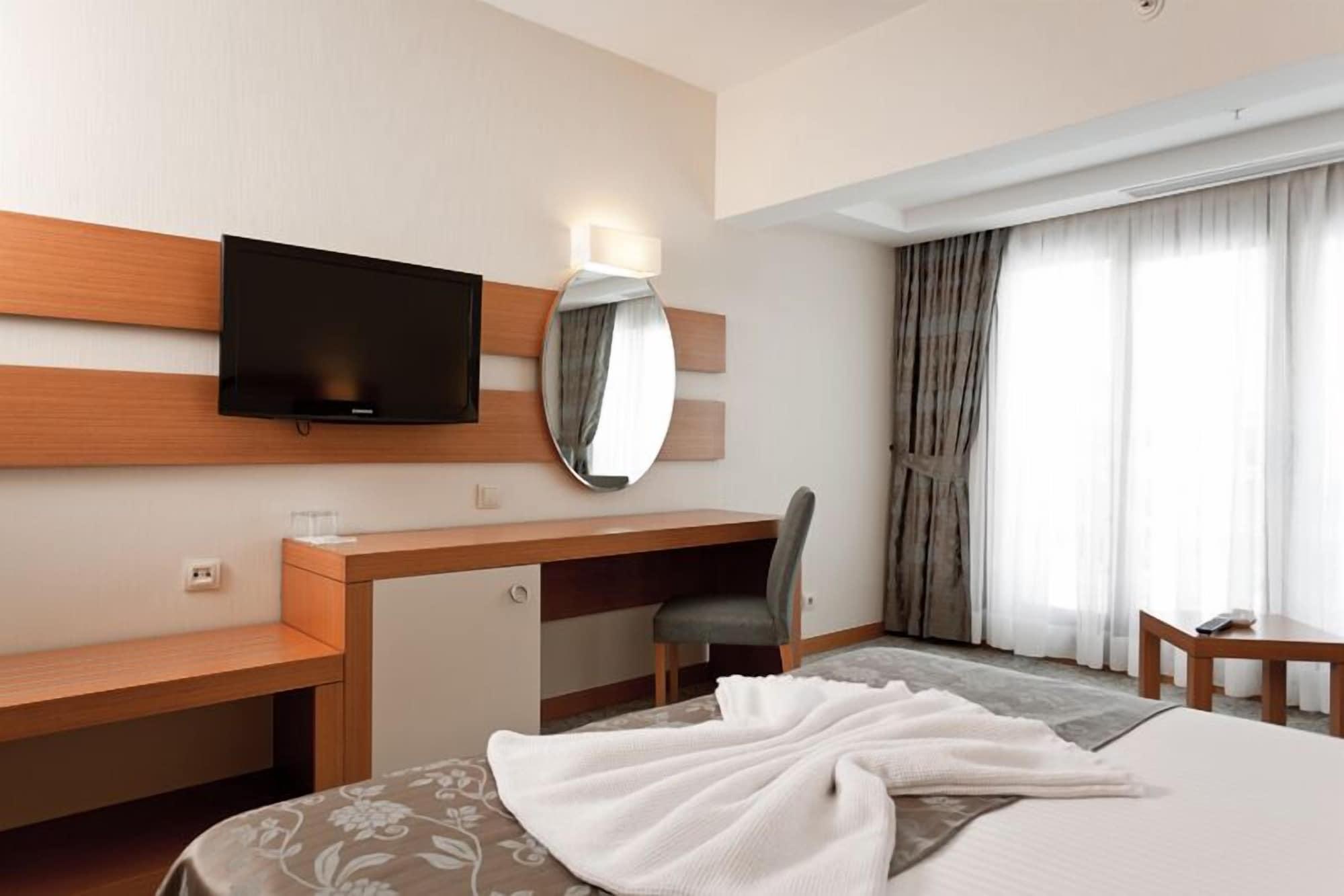 Mercia Hotels & Resorts Büyükçekmece Exterior foto