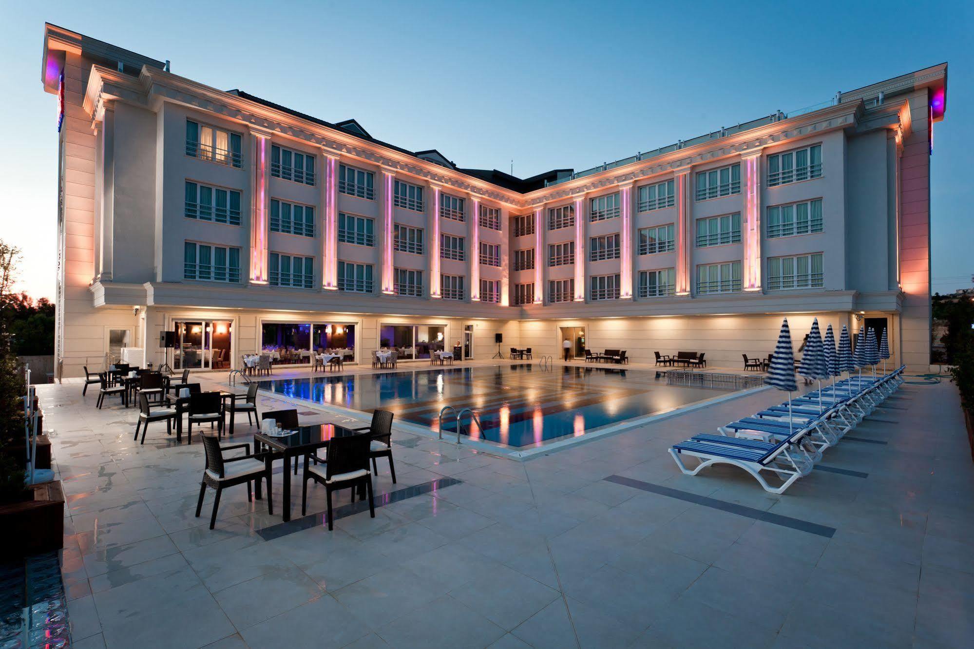 Mercia Hotels & Resorts Büyükçekmece Exterior foto